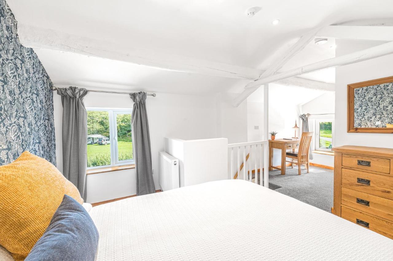 The Black Dog Apartment Dalton in Furness Exteriér fotografie