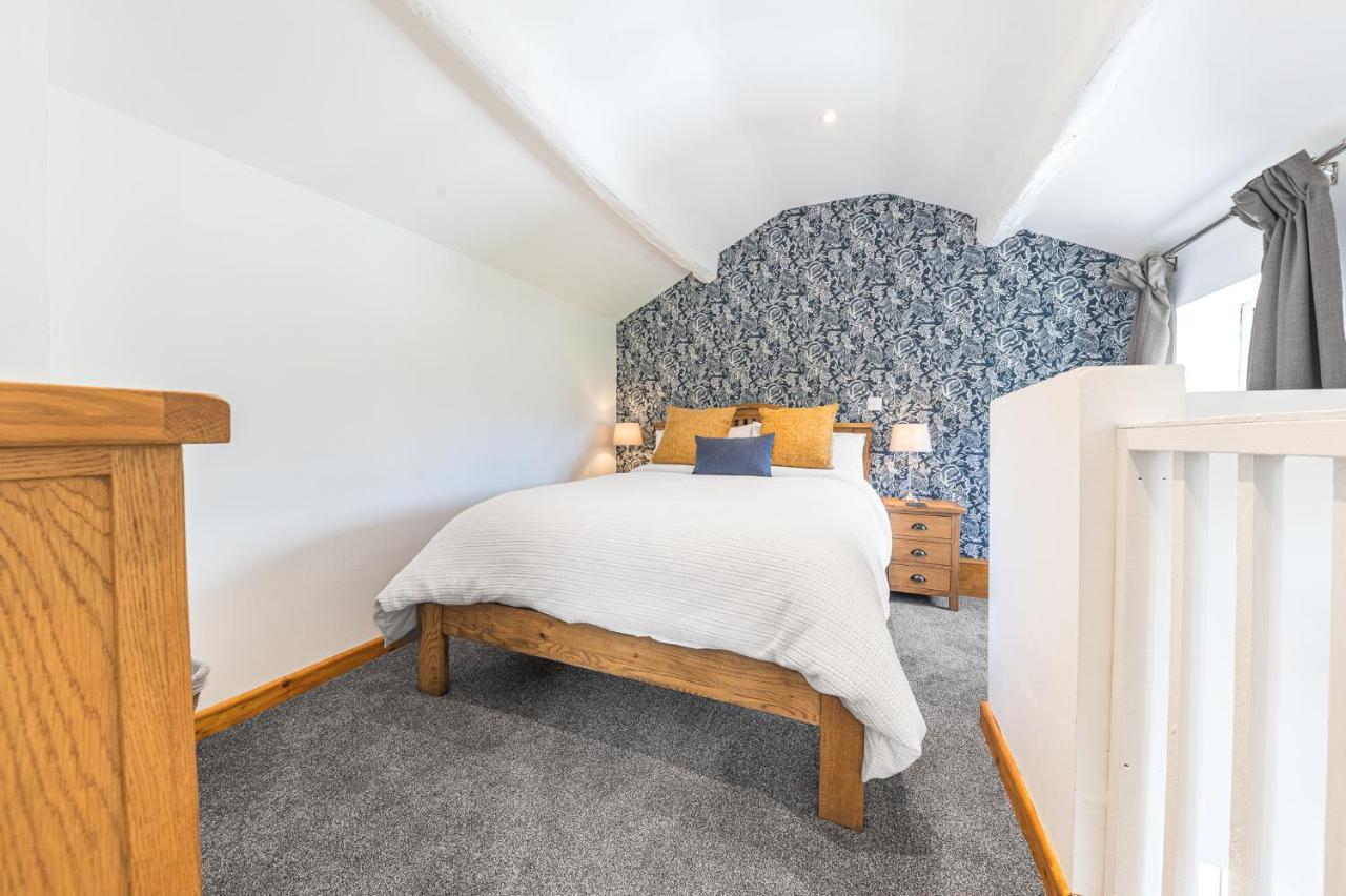 The Black Dog Apartment Dalton in Furness Exteriér fotografie