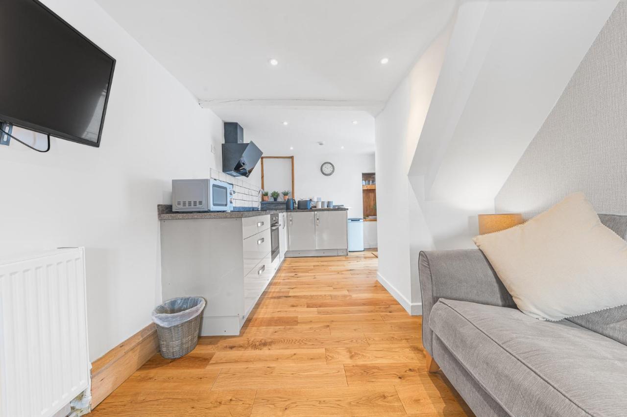The Black Dog Apartment Dalton in Furness Exteriér fotografie
